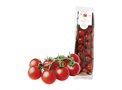 Uoginiai pomidorai su šakelėmis