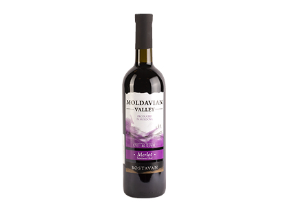 Raudonasis pusiau saldus vynas MOLDAVIAN VALLEY MERLOT